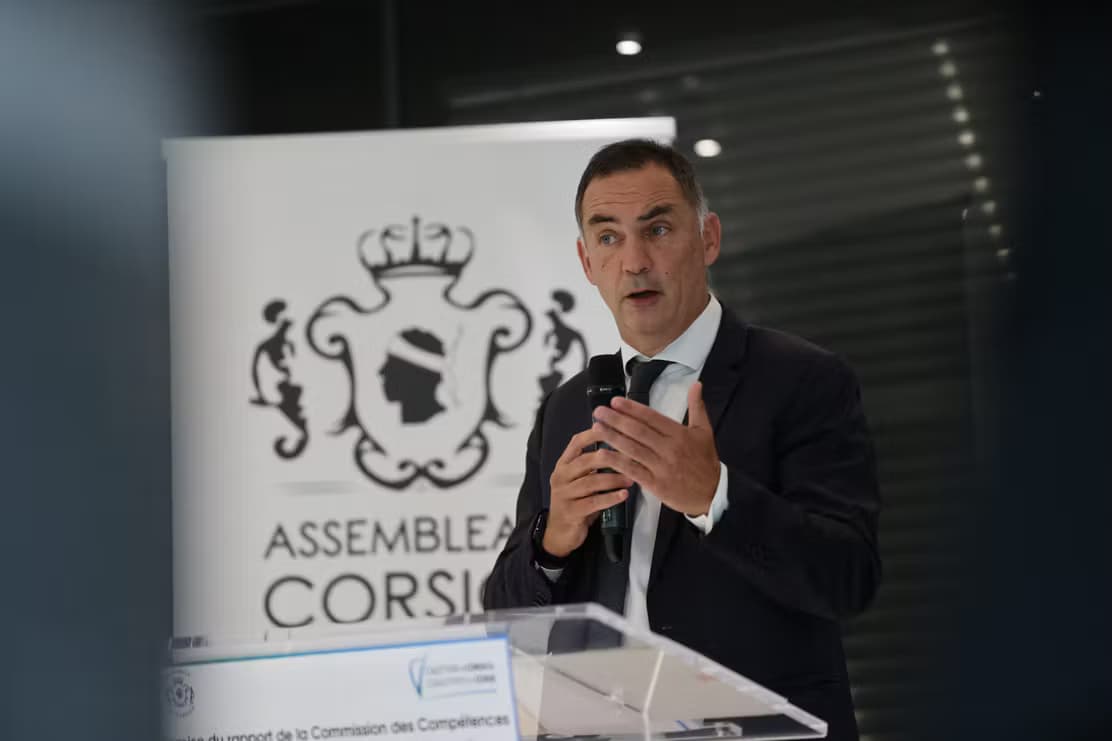 Simeoni Abandons Corsican Executive for Bastia Mayoral Bid