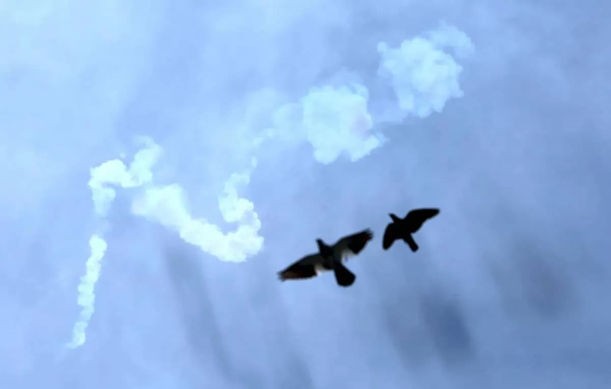 Iran's Gulf Assault Threatens Global Oil Supply Routes