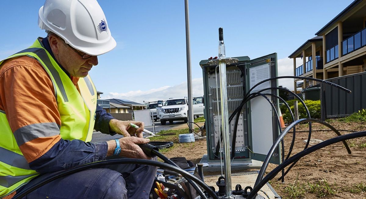 China's 51.3 Tb/s Fiber Breakthrough Sparks Security Fears
